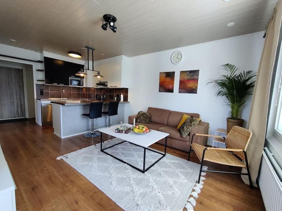 Private Apartment Near Ruissalo, Castle, Harbour - Ac, Free Parking Turku Zewnętrze zdjęcie